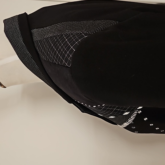 CITY GIRL Black embellished sequins stitching textures studs rhinestones S EUC - Picture 12 of 13